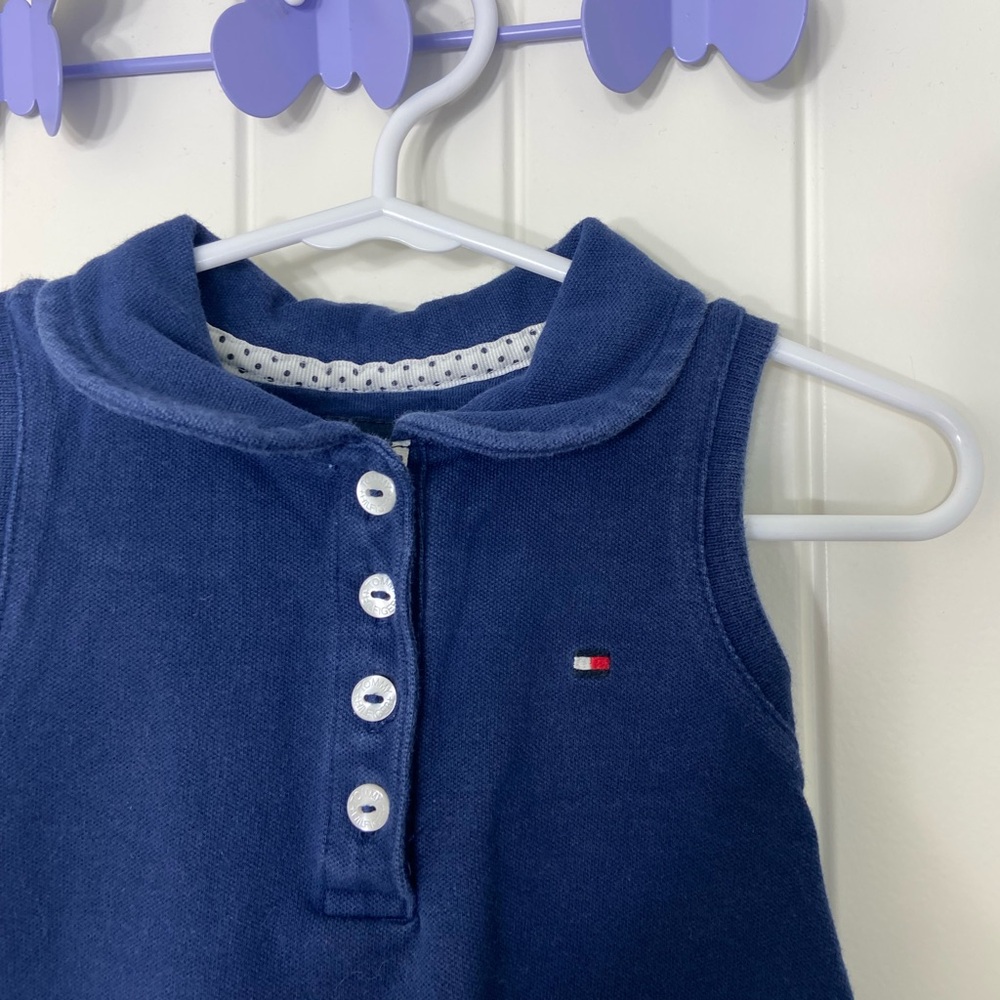 EUC Tommy Hilfiger baby girl’s navy collared sleeveless golf dress 18 months - Picture 2 of 7